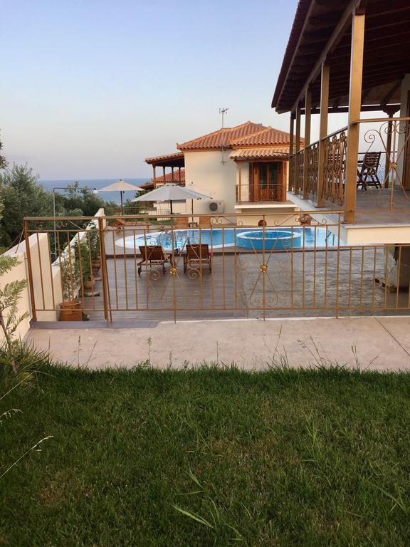 Driopes Villas Koróni Esterno foto